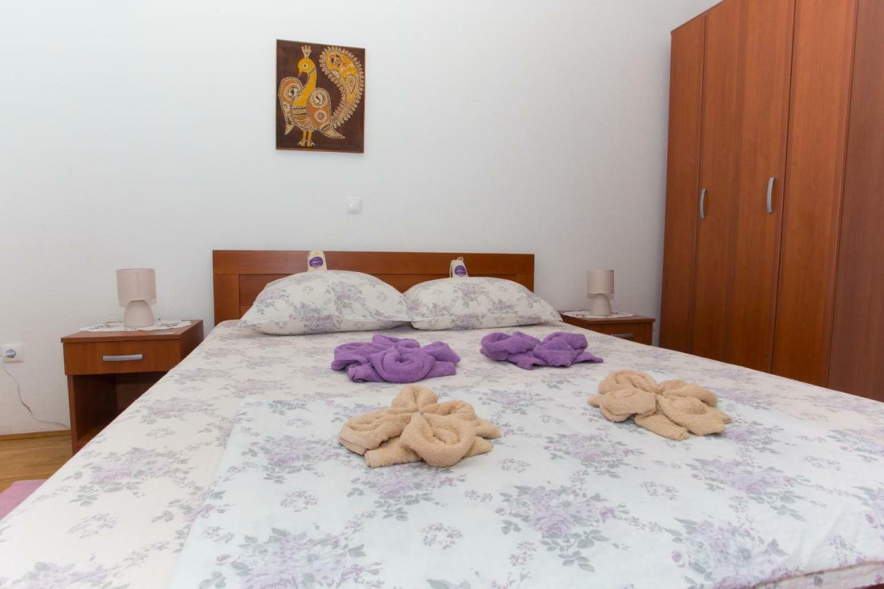 Apartments Mihic Makarska Exterior photo
