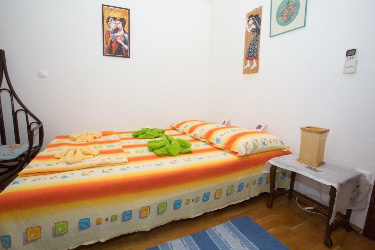 Apartments Mihic Makarska Exterior photo