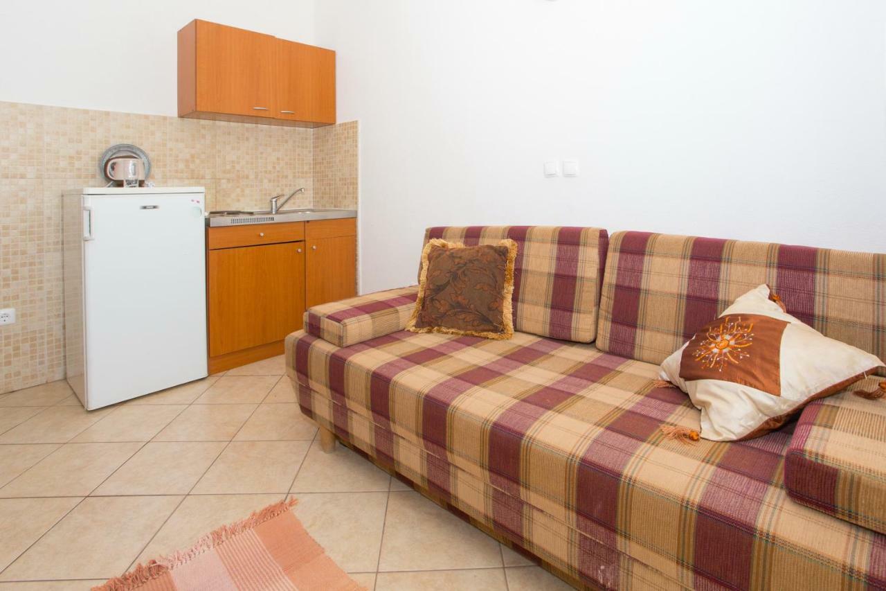 Apartments Mihic Makarska Exterior photo